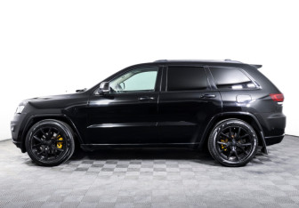Подержанный автомобиль Jeep Grand Cherokee 2019 года (8 фото)