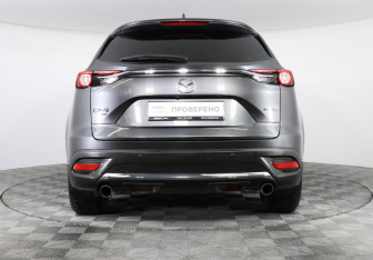 Подержанный автомобиль Mazda CX-9 2022 года (6 фото)