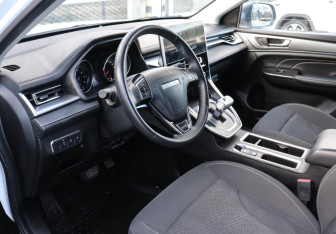 Подержанный автомобиль Haval M6 2023 года (9 фото)
