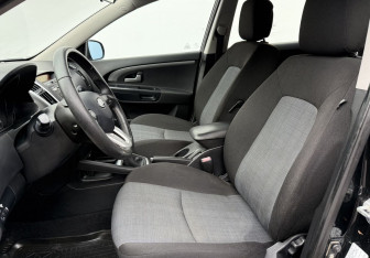 Подержанный автомобиль Kia Ceed Wagon 2012 года (10 фото)