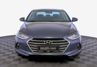Подержанный автомобиль Hyundai Elantra Sedan 2017 года (2 фото)
