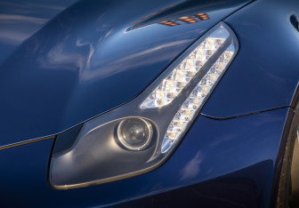 Подержанный автомобиль Ferrari FF 2015 года (3 фото)