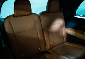 Подержанный автомобиль LiXiang L9 2023 года (10 фото)