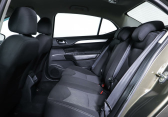 Подержанный автомобиль Citroen C4 Sedan 2016 года (15 фото)