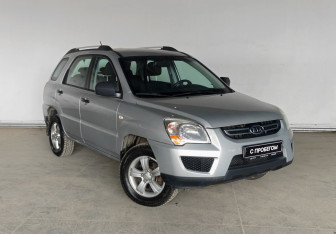 Подержанный автомобиль Kia Sportage 2009 года (3 фото)