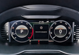 Подержанный автомобиль Skoda Octavia Liftback 2019 года (16 фото)