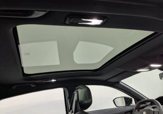 Подержанный автомобиль Changan UNI-V 2023 года (23 фото)