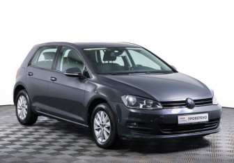 Подержанный автомобиль Volkswagen Golf Hatchback 2015 года (3 фото)