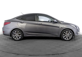 Подержанный автомобиль Hyundai Solaris Sedan 2016 года (4 фото)
