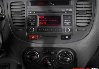 Подержанный автомобиль Kia Rio Hatchback 2011 года (15 фото)