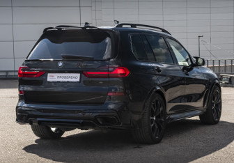 Подержанный автомобиль BMW X7 2019 года (6 фото)