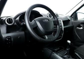 Подержанный автомобиль LADA (ВАЗ) Granta Sedan 2017 года (9 фото)