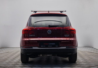 Подержанный автомобиль Volkswagen Tiguan 2012 года (6 фото)