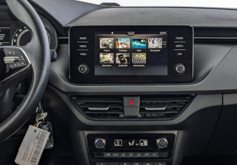 Подержанный автомобиль Skoda Rapid Liftback 2021 года (17 фото)