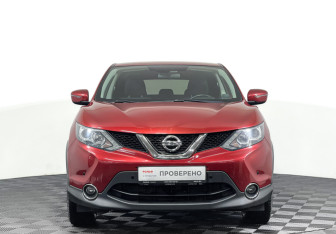 Подержанный автомобиль Nissan Qashqai 2018 года (2 фото)