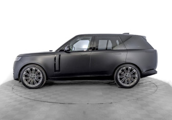 Подержанный автомобиль Land Rover Range Rover 2024 года (8 фото)