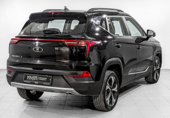 Подержанный автомобиль Москвич 3 2023 года (5 фото)