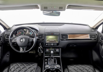 Подержанный автомобиль Volkswagen Touareg 2018 года (14 фото)