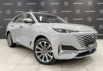 Подержанный автомобиль Changan UNI-K 2024 года (3 фото)