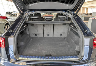 Новый Audi Q8 2025 (8 фото)