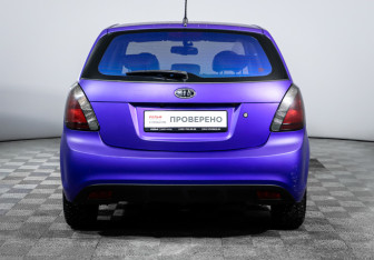 Подержанный автомобиль Kia Rio Hatchback 2011 года (6 фото)