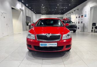 Подержанный автомобиль Skoda Octavia Liftback 2012 года (2 фото)