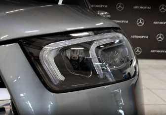 Подержанный автомобиль Mercedes-Benz GLE 2021 года (17 фото)