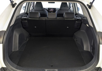 Новый Toyota RAV4 2025 (8 фото)