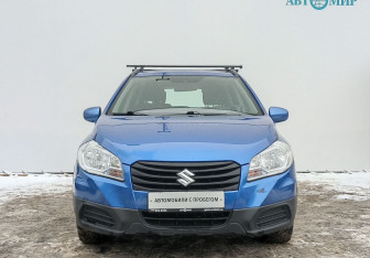Подержанный автомобиль Suzuki SX4 Hatchback 2014 года (2 фото)