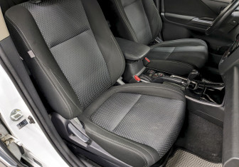 Подержанный автомобиль Mitsubishi Outlander 2018 года (20 фото)