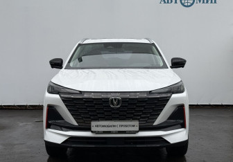 Подержанный автомобиль Changan CS55PLUS 2023 года (2 фото)
