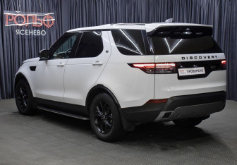 Подержанный автомобиль Land Rover Discovery 2018 года (7 фото)