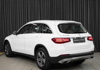 Подержанный автомобиль Mercedes-Benz GLC Coupe 2019 года (6 фото)