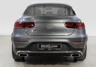Подержанный автомобиль Mercedes-Benz GLC Coupe 2021 года (6 фото)