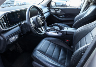 Подержанный автомобиль Mercedes-Benz GLE 2019 года (16 фото)