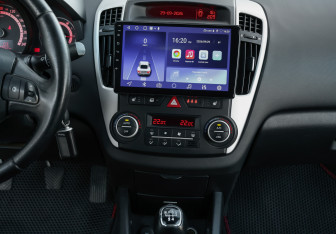 Подержанный автомобиль Kia Ceed Wagon 2010 года (15 фото)
