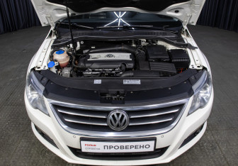 Подержанный автомобиль Volkswagen Passat CC 2011 года (9 фото)