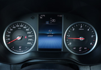 Подержанный автомобиль Mercedes-Benz GLC Coupe 2019 года (11 фото)