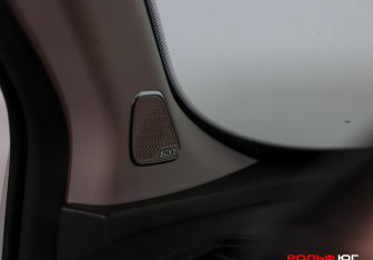 Подержанный автомобиль Omoda C5 2023 года (18 фото)