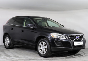 Подержанный автомобиль Volvo XC60 2012 года (3 фото)