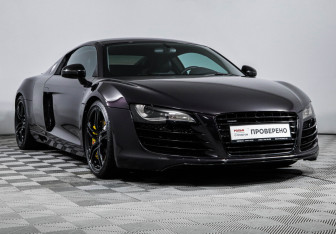 Подержанный автомобиль Audi R8 Coupe 2008 года (3 фото)