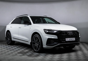 Подержанный автомобиль Audi Q8 2019 года (3 фото)