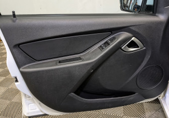 Подержанный автомобиль LADA (ВАЗ) Granta Sedan 2024 года (17 фото)