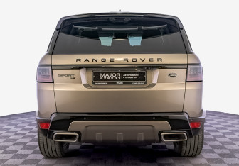 Подержанный автомобиль Land Rover Range Rover Sport 2021 года (6 фото)