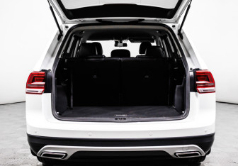 Подержанный автомобиль Volkswagen Teramont 2018 года (15 фото)