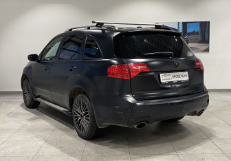 Подержанный автомобиль Acura MDX 2009 года (7 фото)