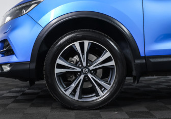 Подержанный автомобиль Nissan Qashqai 2019 года (24 фото)