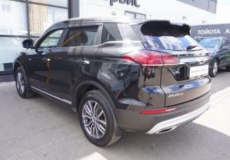 Подержанный автомобиль Geely Atlas Pro 2022 года (7 фото)