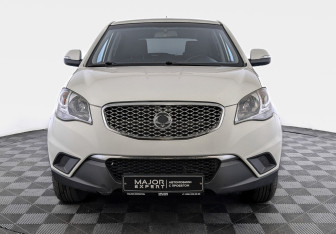 Подержанный автомобиль SsangYong Actyon 2013 года (2 фото)