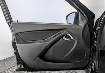 Подержанный автомобиль LADA (ВАЗ) Granta Sedan 2024 года (19 фото)